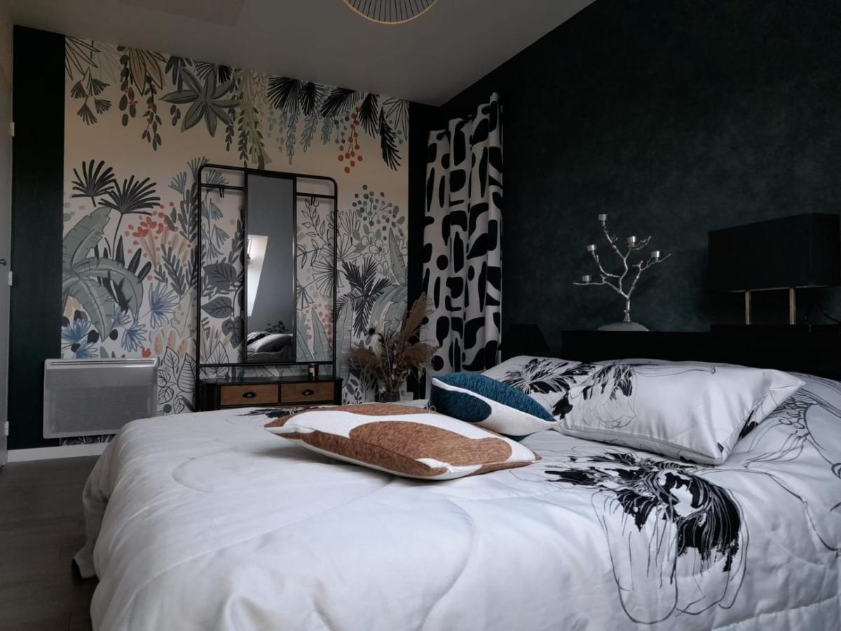 Chambre Dans Un Ecrin De Verdure Angrie Eksteriør billede